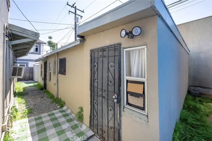 723 S Kern Avenue, East Los Angeles, California 90022