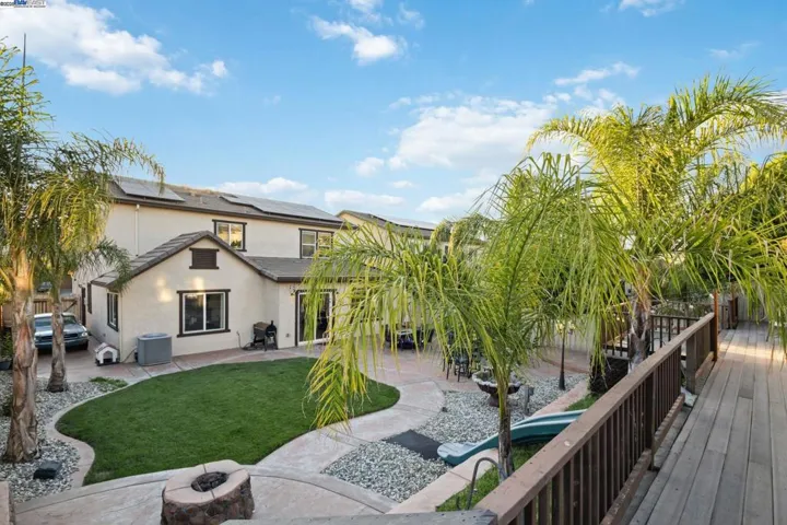 18290 Commercial St, Lathrop, California 95330