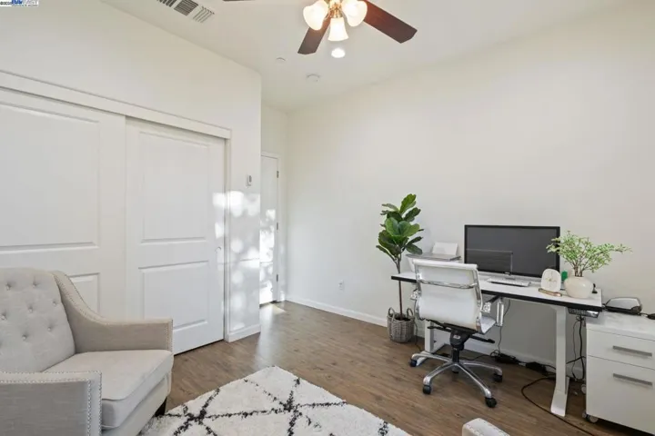 18290 Commercial St, Lathrop, California 95330