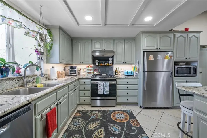 3052 E Avenue S4, Palmdale, California 93550