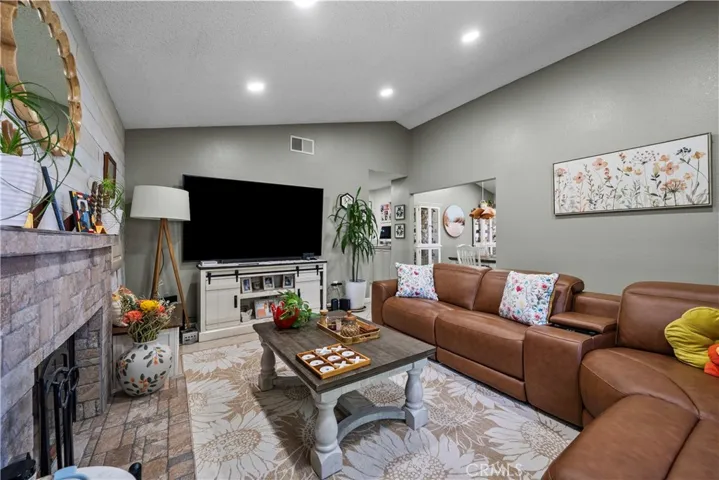 3052 E Avenue S4, Palmdale, California 93550