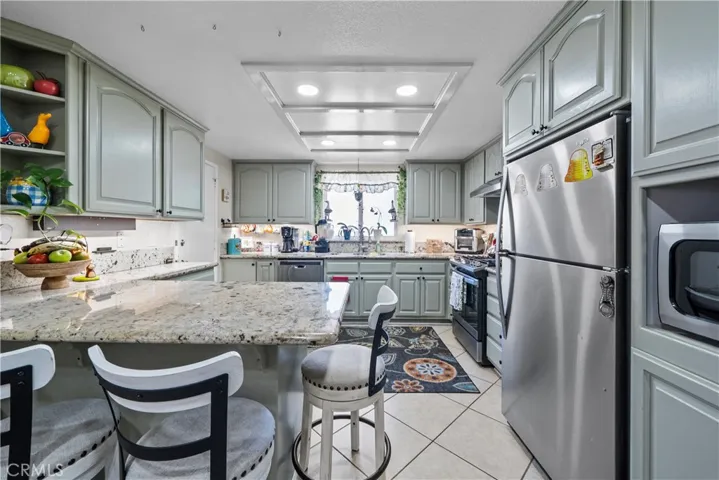 3052 E Avenue S4, Palmdale, California 93550