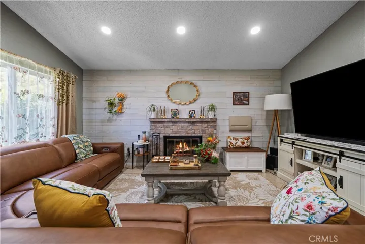 3052 E Avenue S4, Palmdale, California 93550