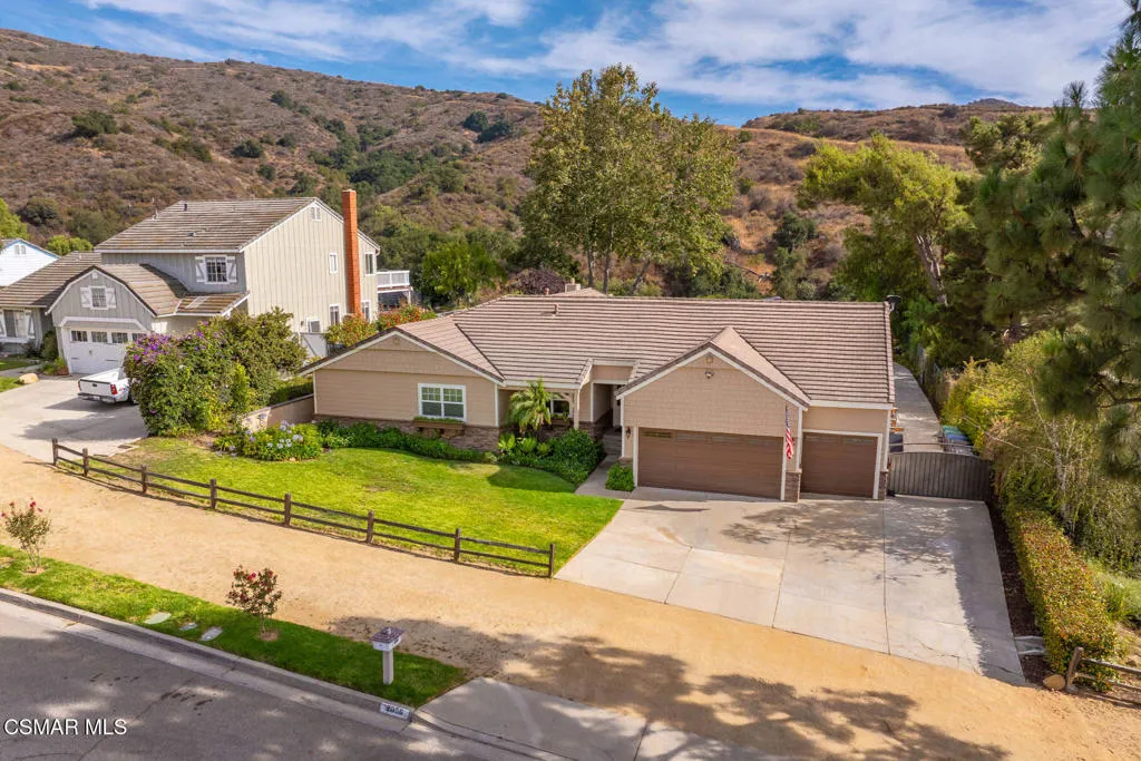 2056 Casual Court, Simi Valley, California 93065 home-pic-74