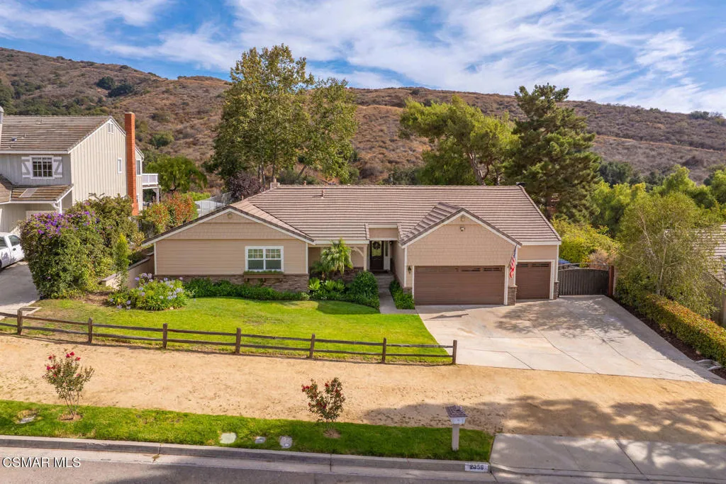 2056 Casual Court, Simi Valley, California 93065 home-pic-71