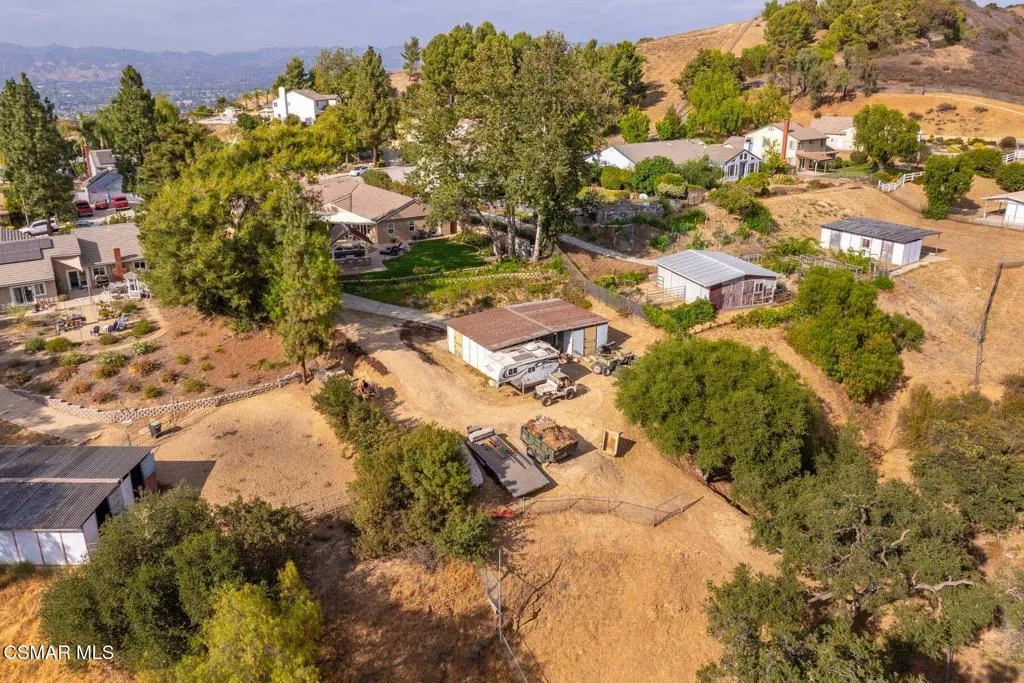 2056 Casual Court, Simi Valley, California 93065 home-pic-84