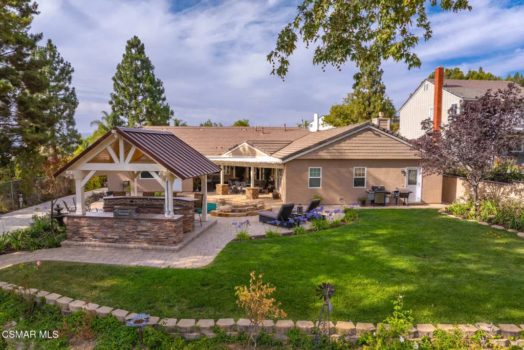 2056 Casual Court, Simi Valley, California 93065 home-pic-77