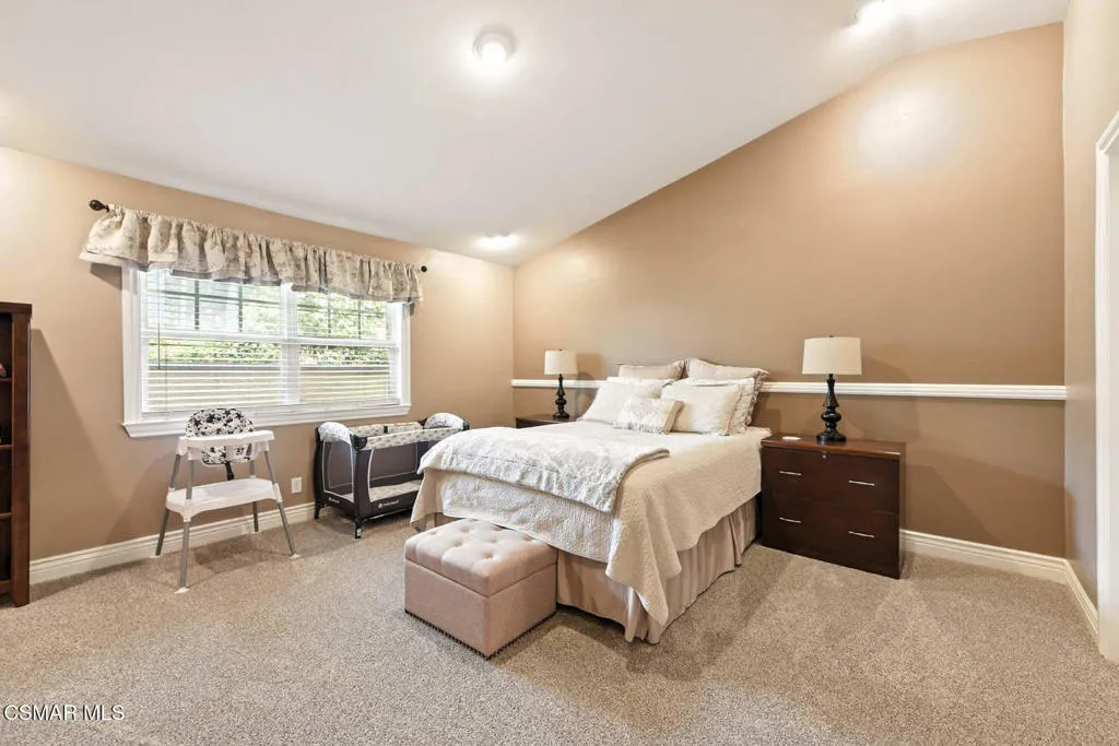 2056 Casual Court, Simi Valley, California 93065 home-pic-35