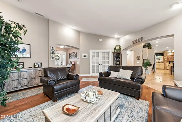 2056 Casual Ct Simi Valley-10