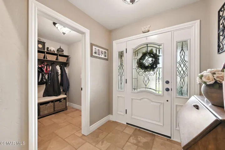 2056 Casual Ct Simi Valley-12