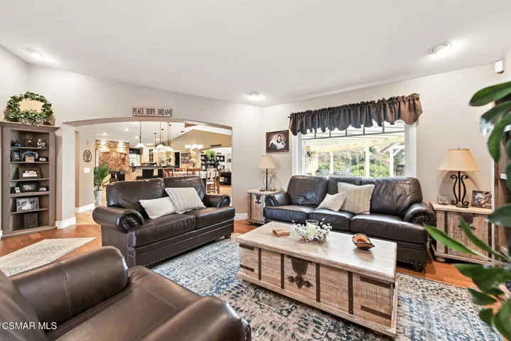 2056 Casual Ct Simi Valley-9