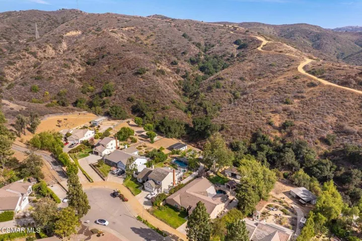 2056 Casual Ct Simi Valley-82