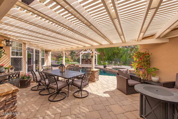 2056 Casual Ct Simi Valley-45