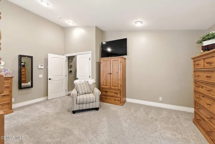 2056 Casual Ct Simi Valley-40