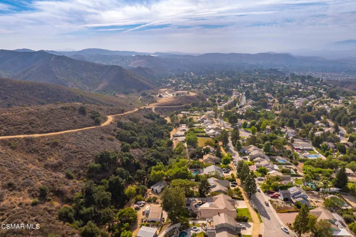 2056 Casual Ct Simi Valley-87
