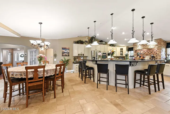 2056 Casual Ct Simi Valley-24