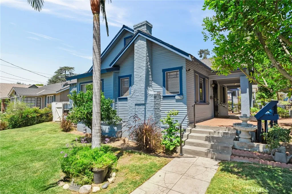 1063 E Rio Grande Street, Pasadena, California 91104 home-pic-2