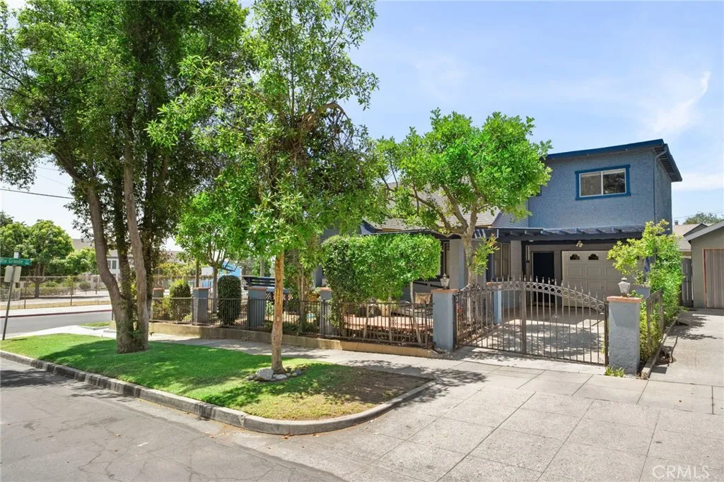 1063 E Rio Grande Street, Pasadena, California 91104 home-pic-1