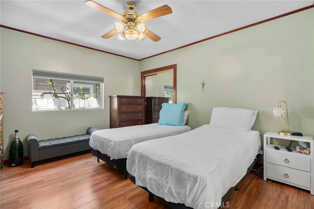 1063 E Rio Grande Street, Pasadena, California 91104 home-pic-15
