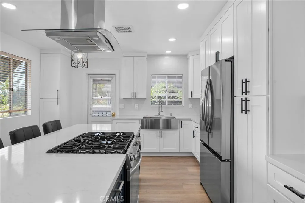 1063 E Rio Grande Street, Pasadena, California 91104 home-pic-14