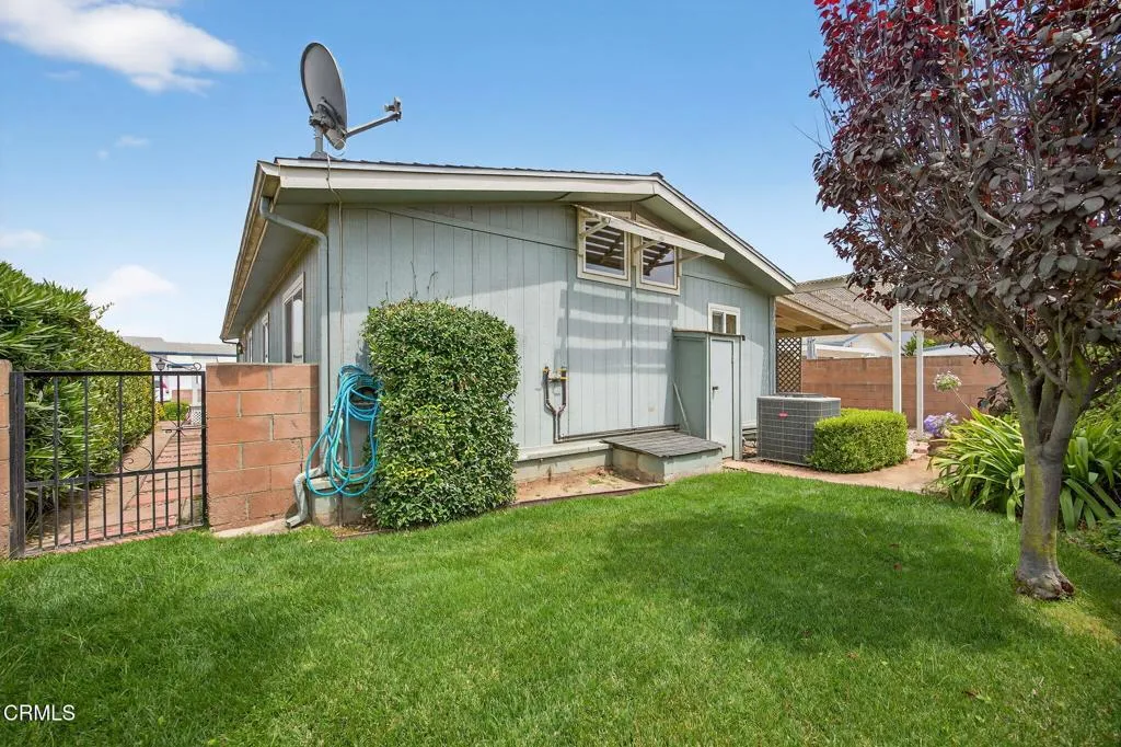 975 Telegraph Road 40, Santa Paula, California 93060 home-pic-25
