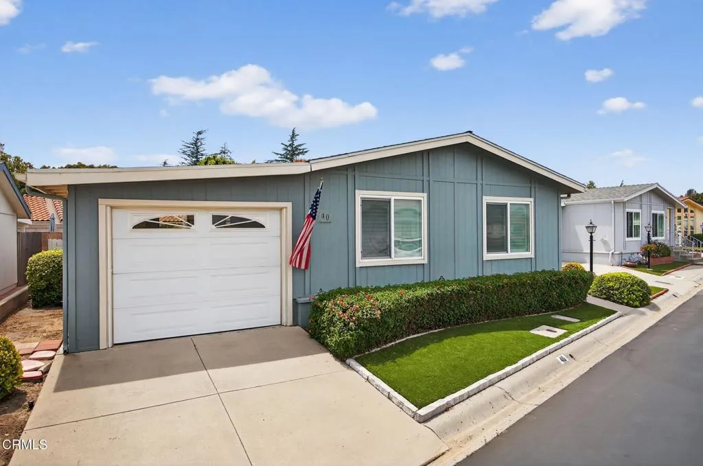 975 Telegraph Road 40, Santa Paula, California 93060 home-pic-0