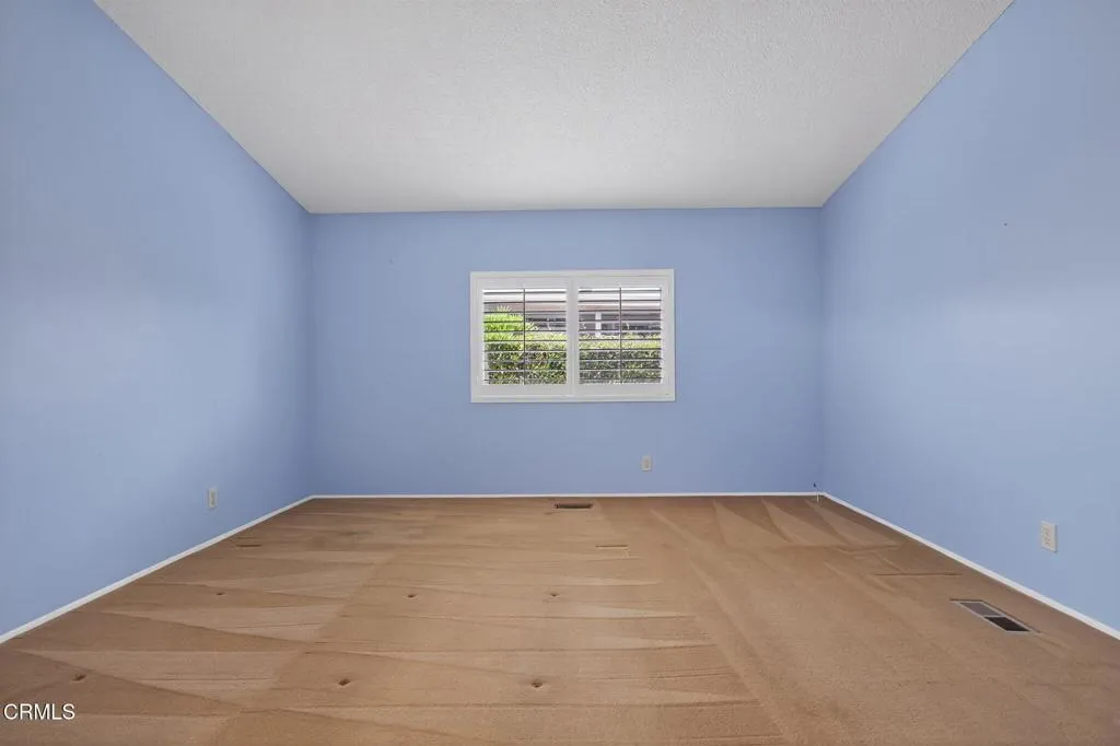975 Telegraph Road 40, Santa Paula, California 93060 home-pic-6