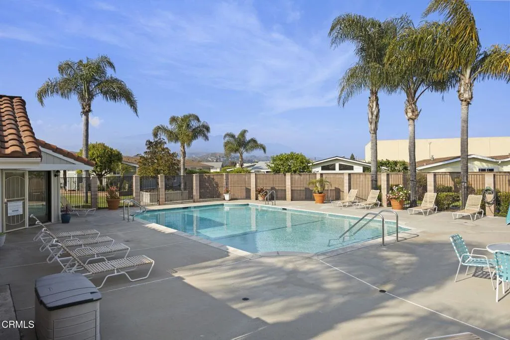 975 Telegraph Road 40, Santa Paula, California 93060 home-pic-38