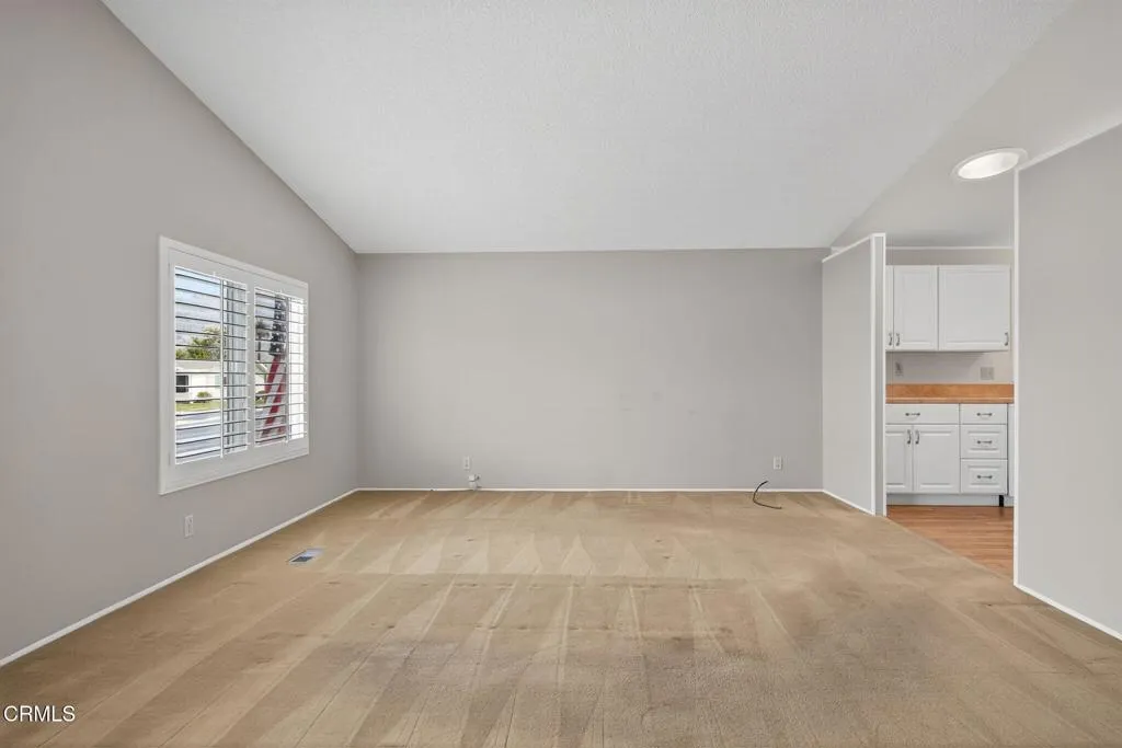975 Telegraph Road 40, Santa Paula, California 93060 home-pic-14