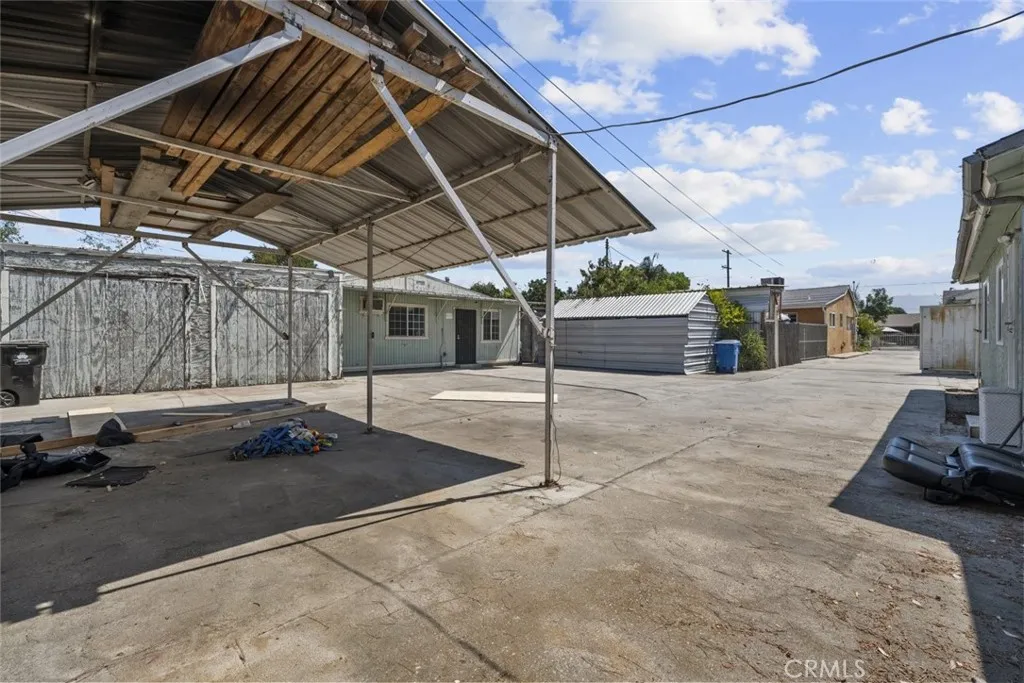8023 Troost Avenue, North Hollywood, California 91605 home-pic-28