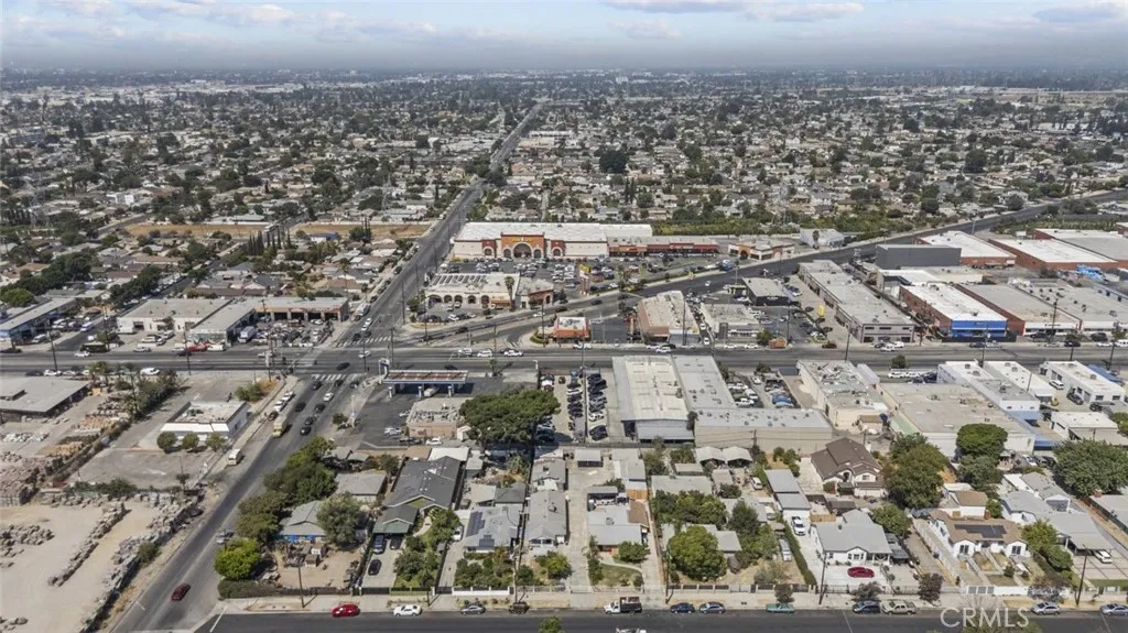 8023 Troost Avenue, North Hollywood, California 91605 home-pic-10