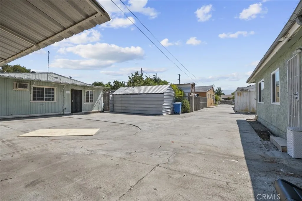 8023 Troost Avenue, North Hollywood, California 91605 home-pic-29