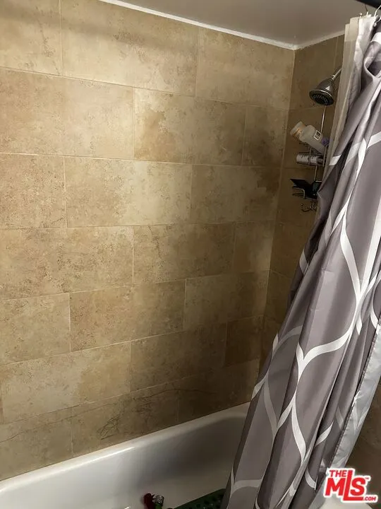 5700 Etiwanda Avenue 135, Tarzana, California 91356 home-pic-7