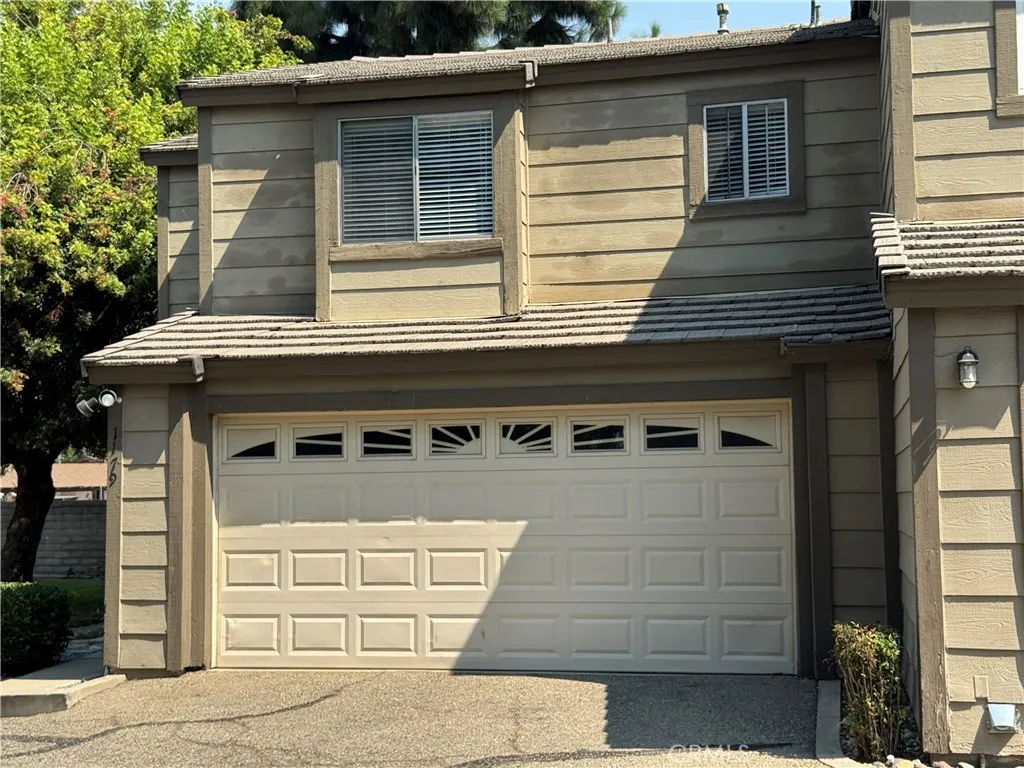 1179 E 9th Street, Pomona, California 91766, 3 Bedrooms Bedrooms, ,3 BathroomsBathrooms,Residential,For Sale,9th,CV25174434