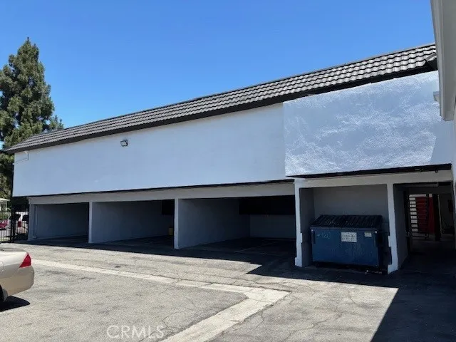 120 E Pine Street, Santa Ana, California 92701 home-pic-16