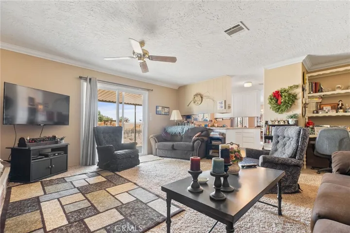 20990 Chama Road, Apple Valley, California 92308