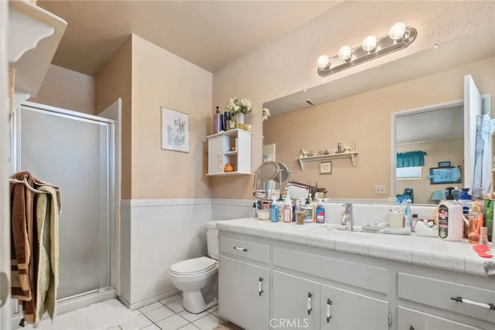 20990 Chama Road, Apple Valley, California 92308