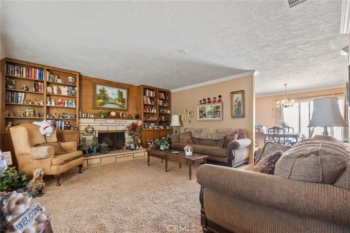 20990 Chama Road, Apple Valley, California 92308
