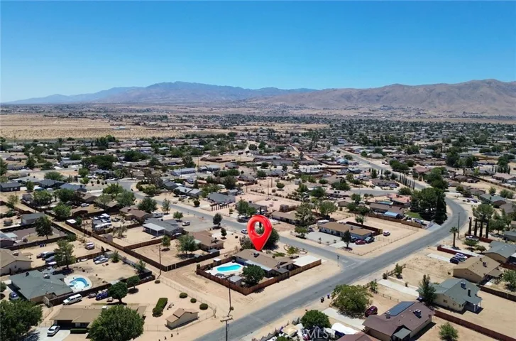 20990 Chama Road, Apple Valley, California 92308