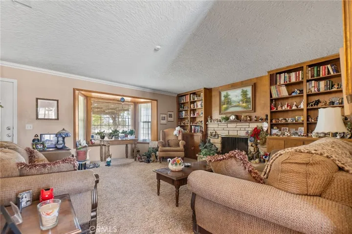 20990 Chama Road, Apple Valley, California 92308