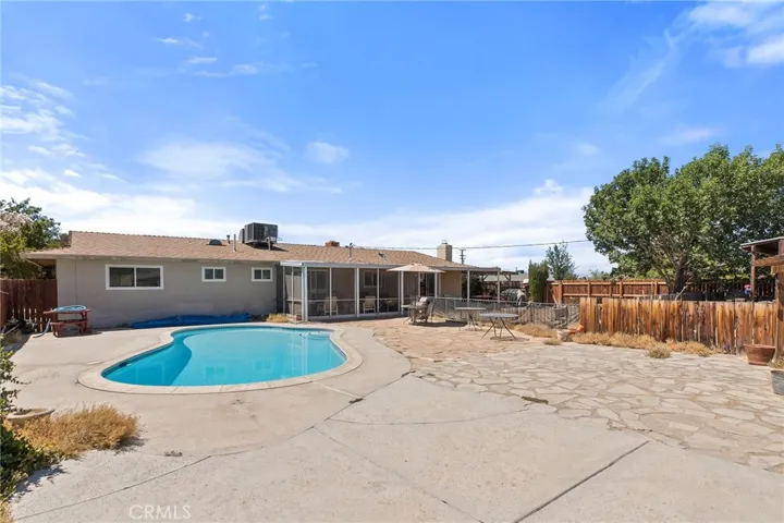 20990 Chama Road, Apple Valley, California 92308