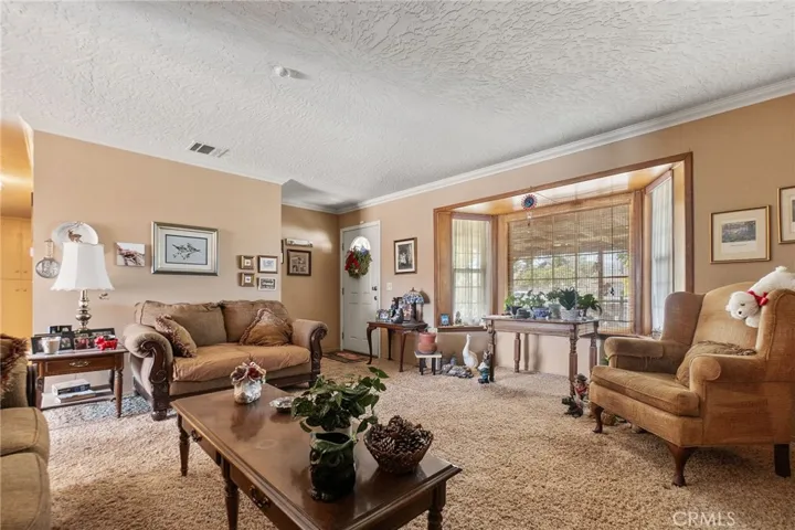 20990 Chama Road, Apple Valley, California 92308