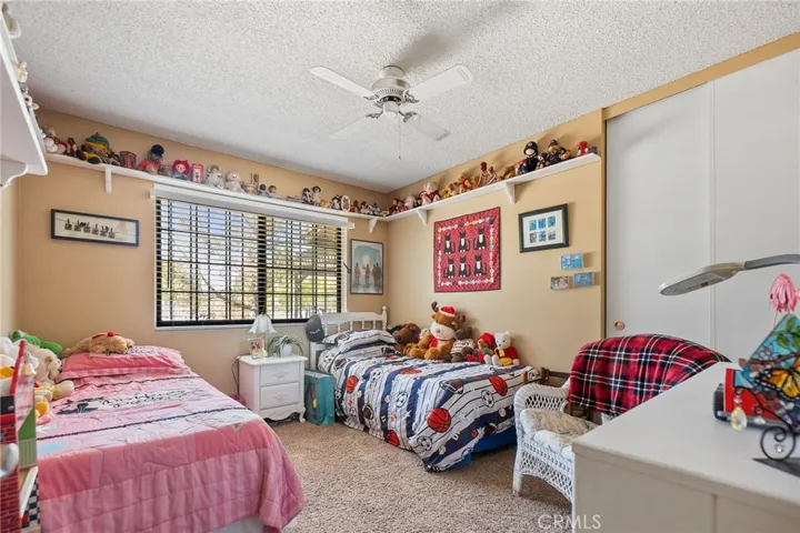 20990 Chama Road, Apple Valley, California 92308