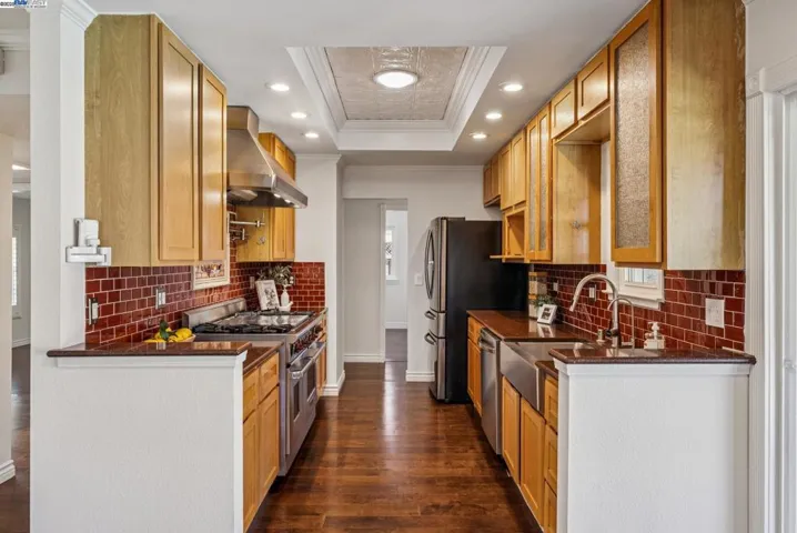 4661 Holland Dr, Pleasanton, California 94588