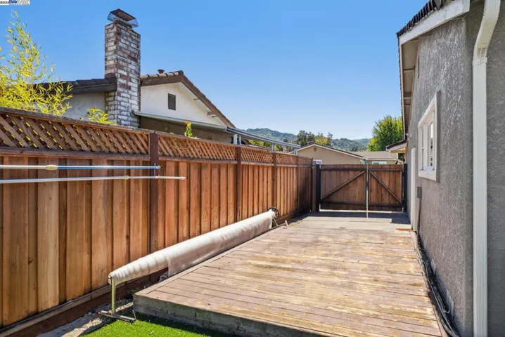 4661 Holland Dr, Pleasanton, California 94588
