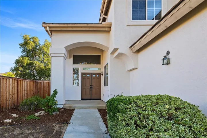 23515 Mountainside Court, Murrieta, California 92562