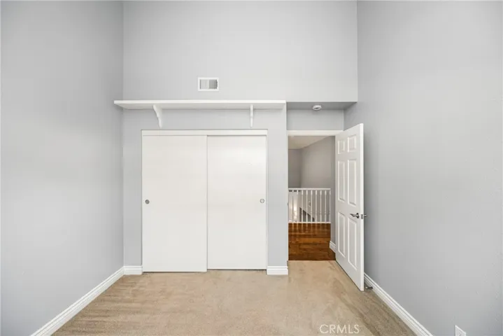 High ceiling in the fourth upstairs bedroom