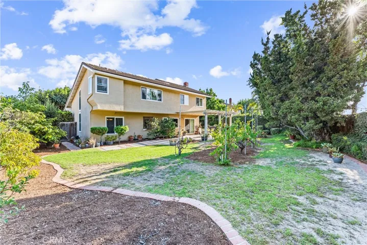 20733 Via Sonrisa, Yorba Linda, California 92886
