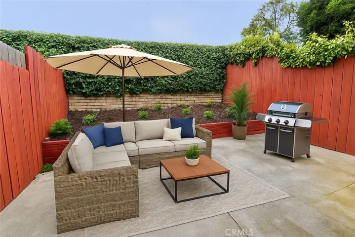 This image has been virtually staged