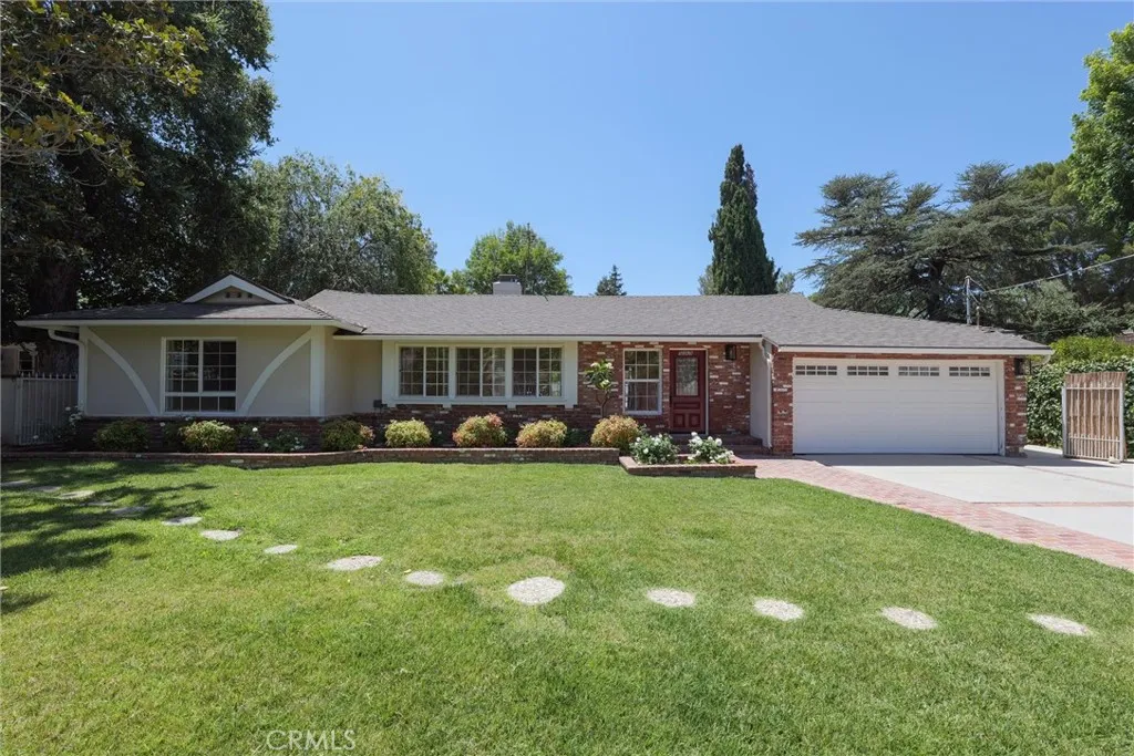 5369 Topeka Drive, Tarzana, California 91356, 3 Bedrooms Bedrooms, ,3 BathroomsBathrooms,Residential Lease,For Rent,Topeka,SR25176635